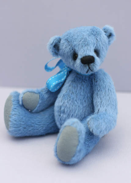 Periwinkle By Susan Pryce - Bear Pile