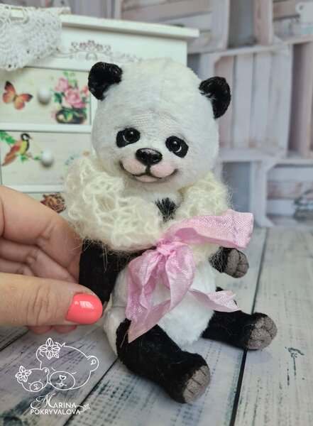 UnconventionalJ Giant Panda Bear Keychain