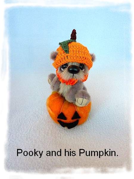 Pooky and his Pumpkin By HappyTeddy by AleksandraJ. - Bear Pile