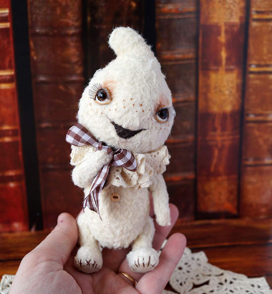 cute ghost stuffed toy